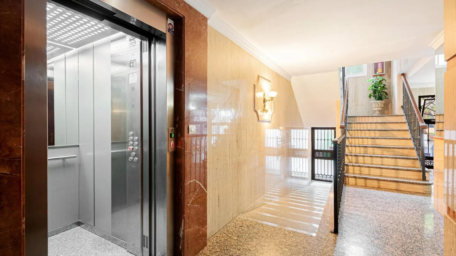 Casa Vacacional Pacifico 5Min Playa Apartment Malaga Spain